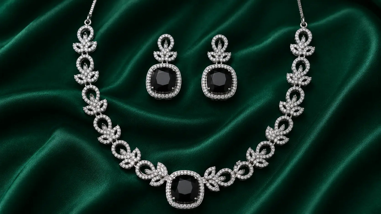The Complete Guide to Choosing the Perfect Necklace for Every Occasion (2026)